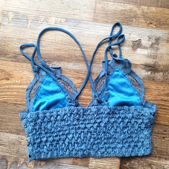 Bralette - Picture 2 of 2